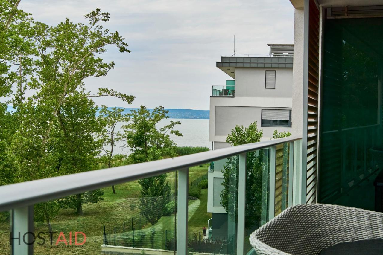 Azur Apartment - Hostaid Siófok Eksteriør bilde